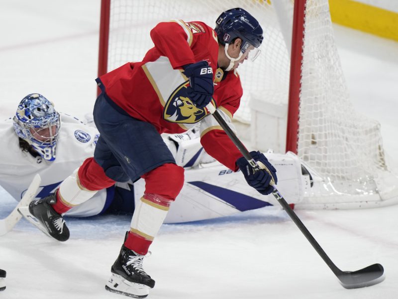 Panthers top Lightning 3-2 in overtime
